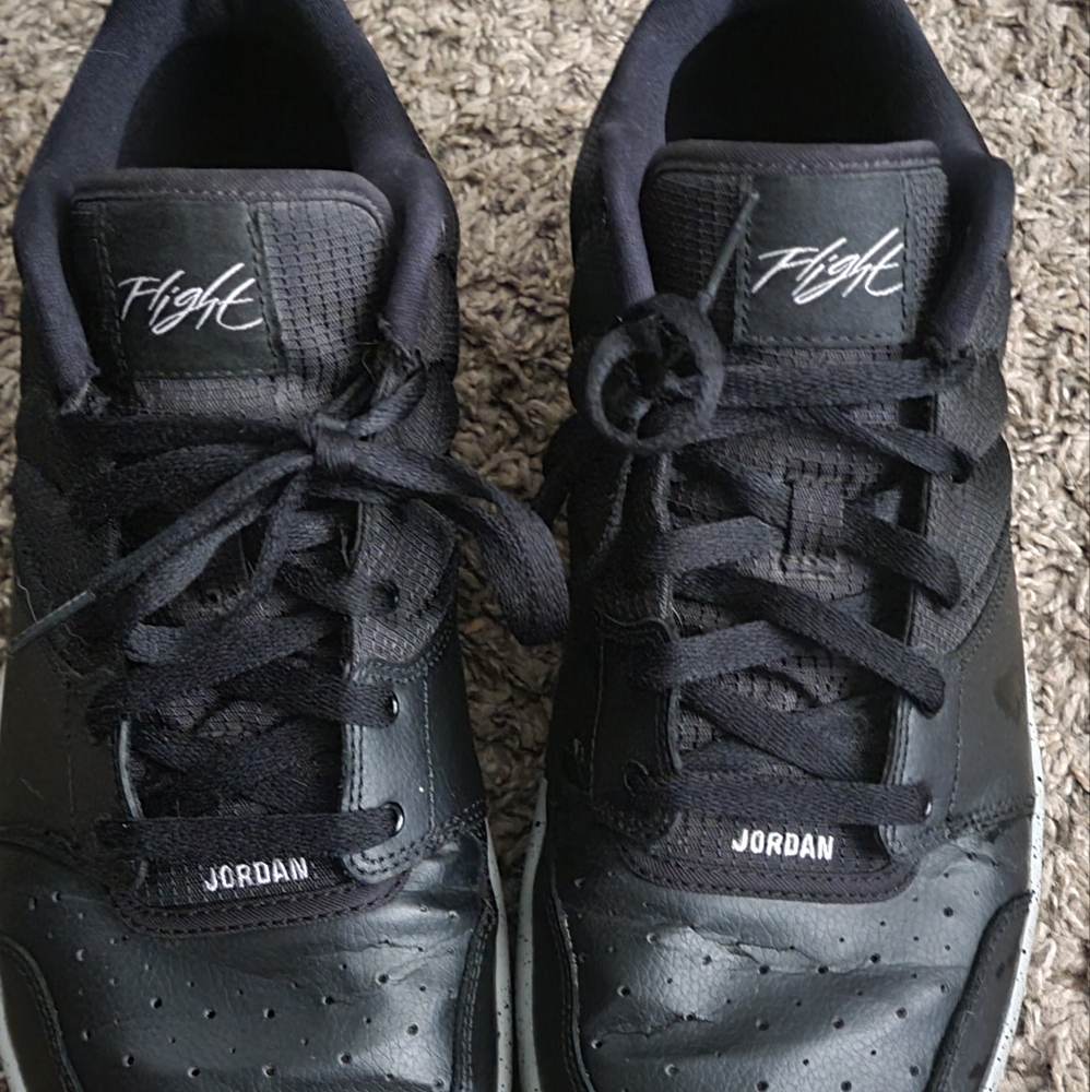 Nike jordans